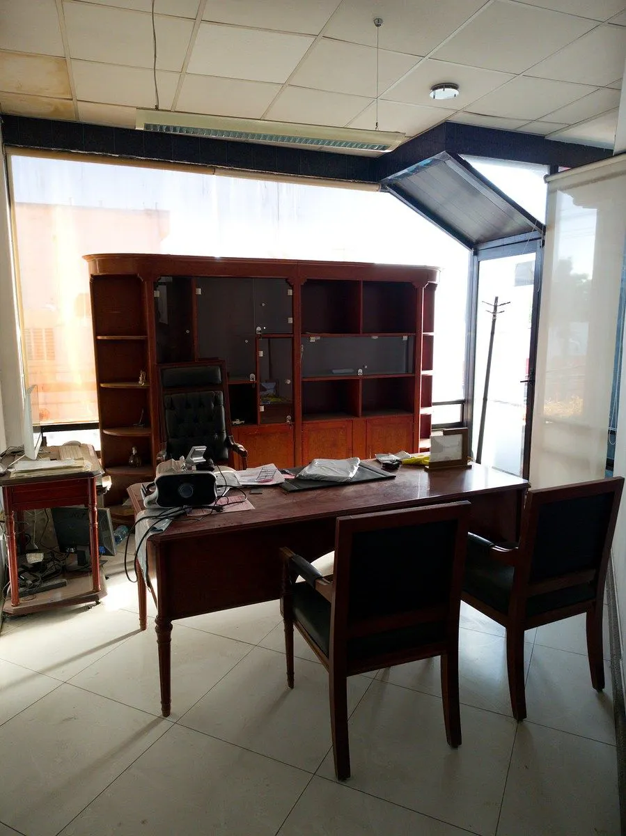 Local Comercial Spot2