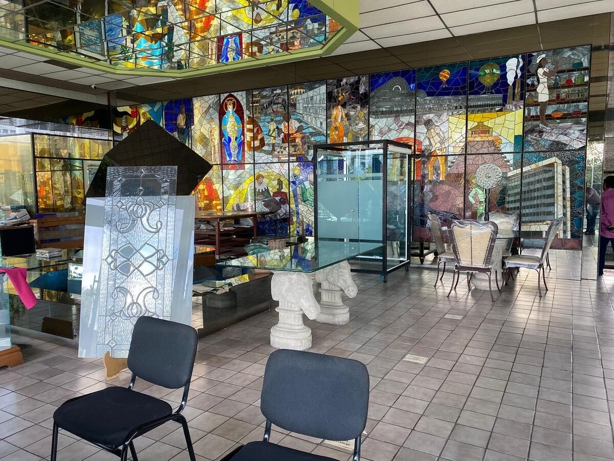 Local Comercial Spot2