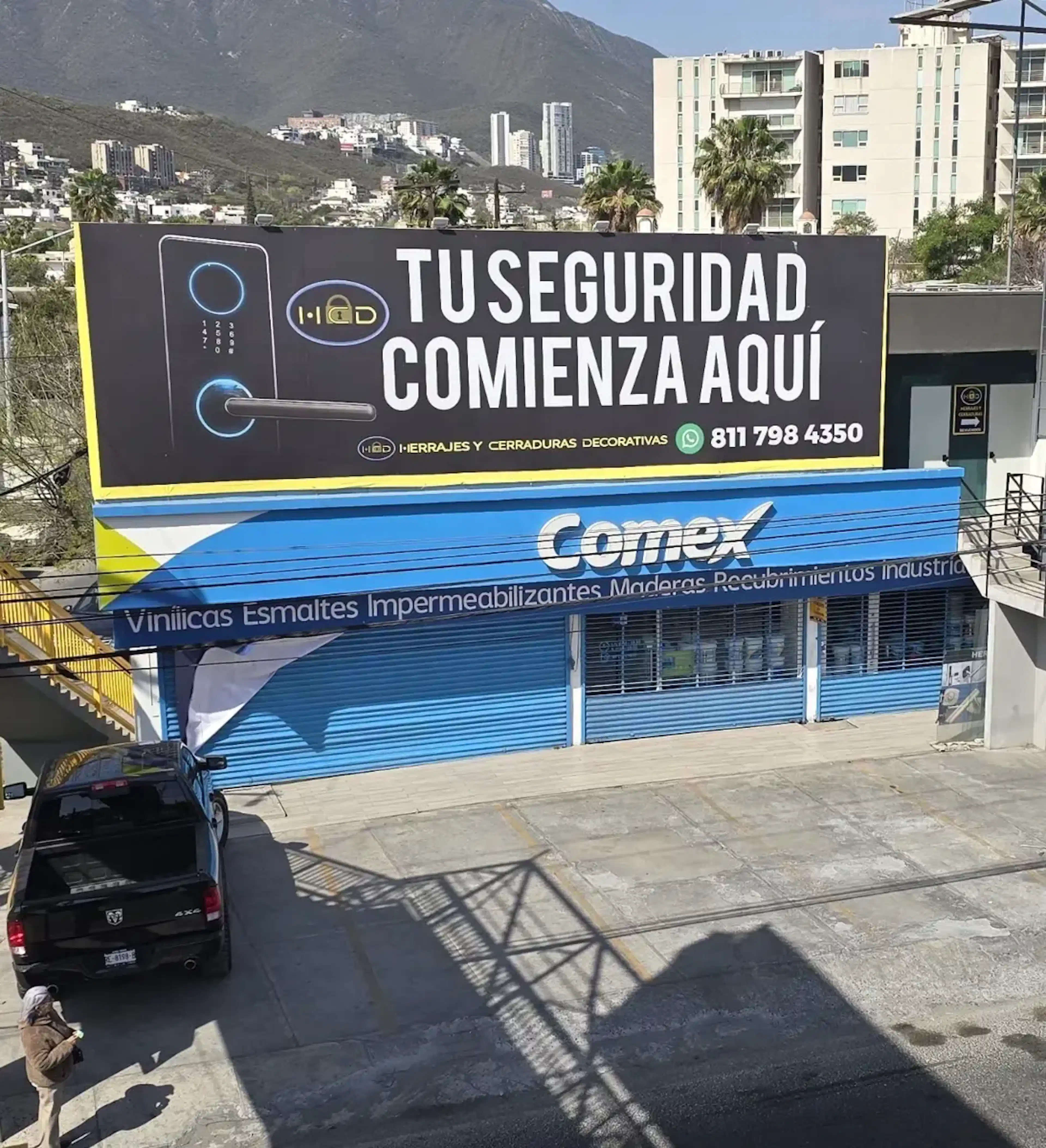 Avenida Gonzalitos