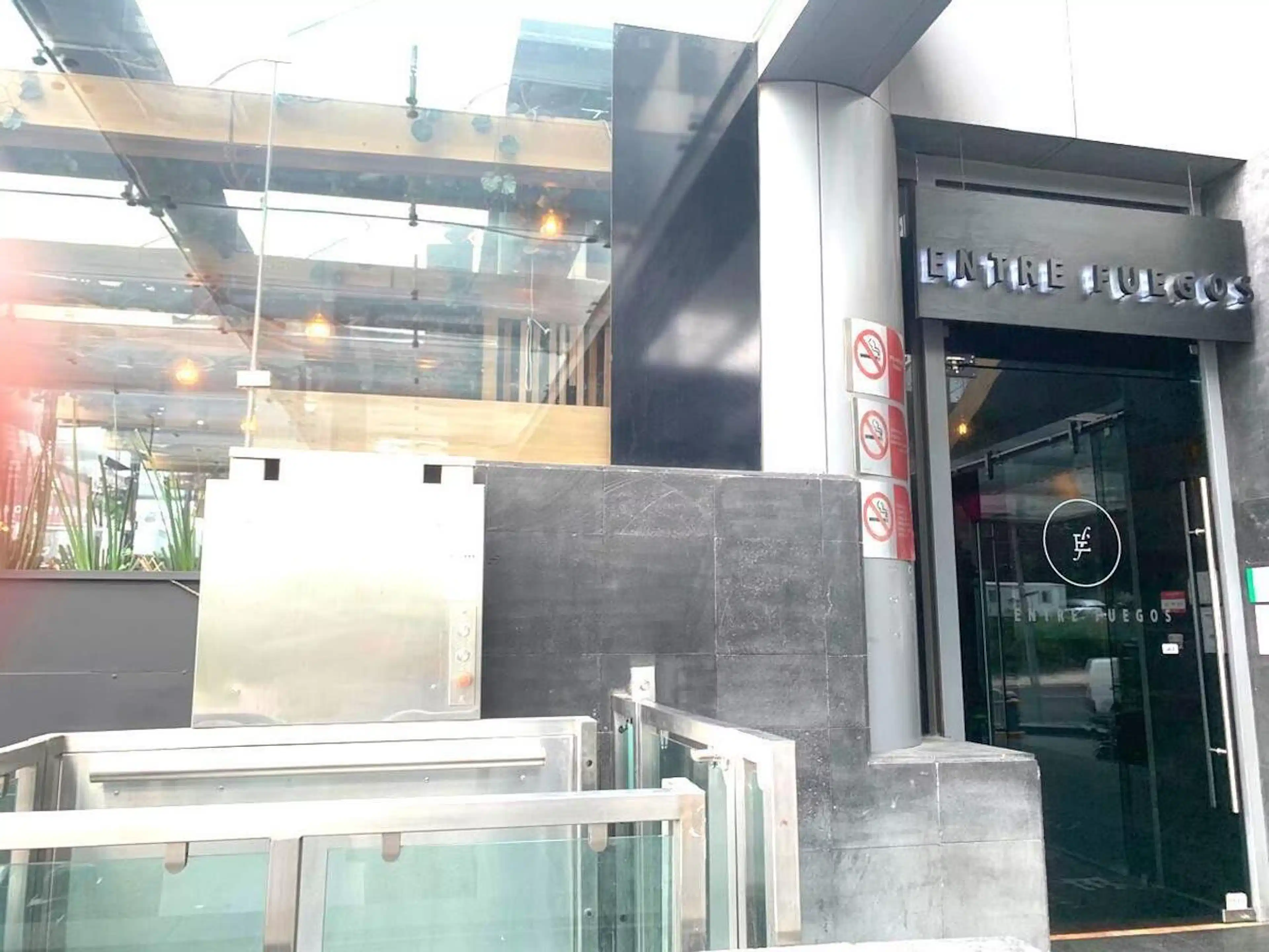 SE RENTA LOCAL COMERCIAL EN SANTA FÉ