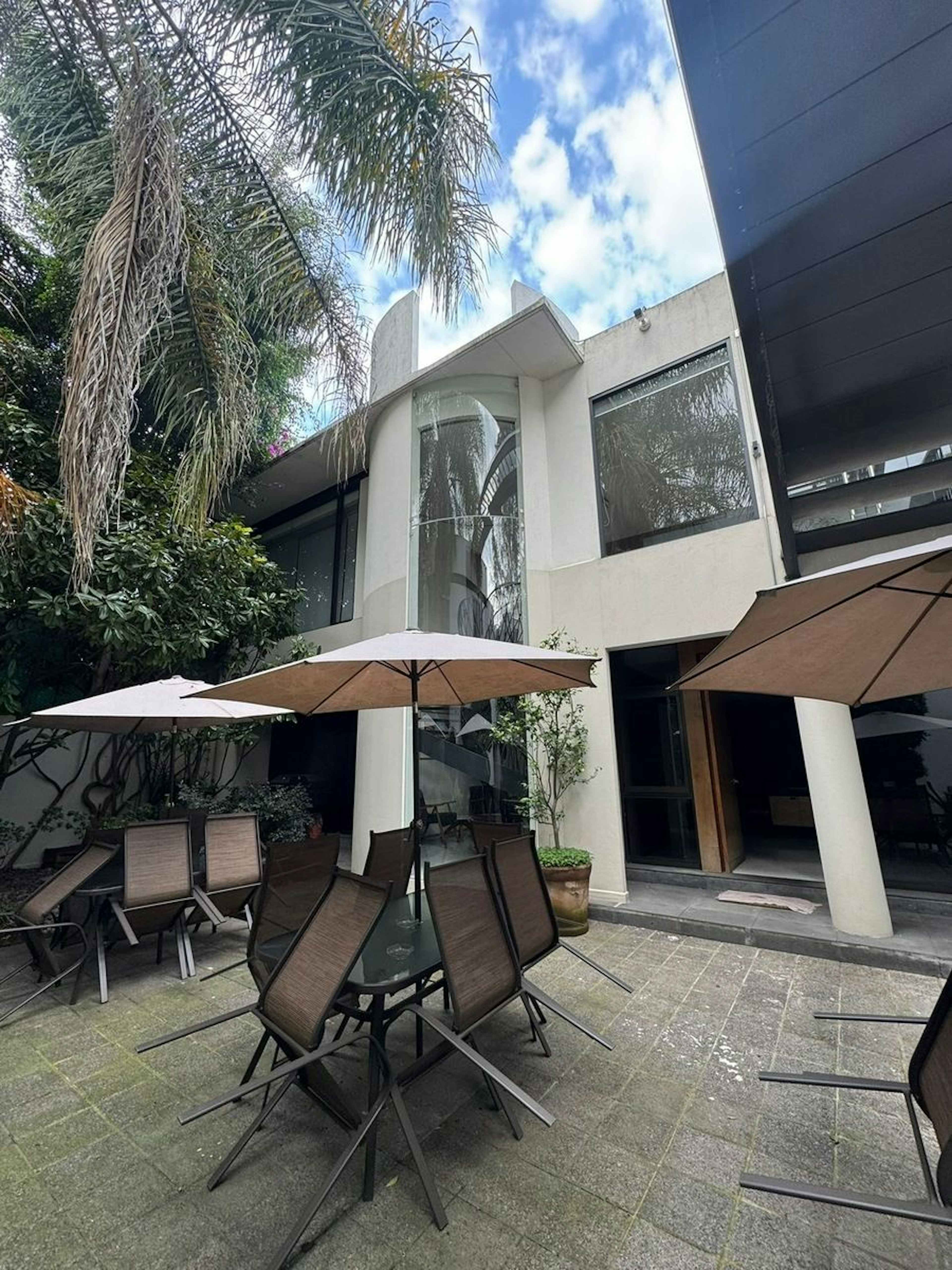 Avenida Melchor Ocampo 288