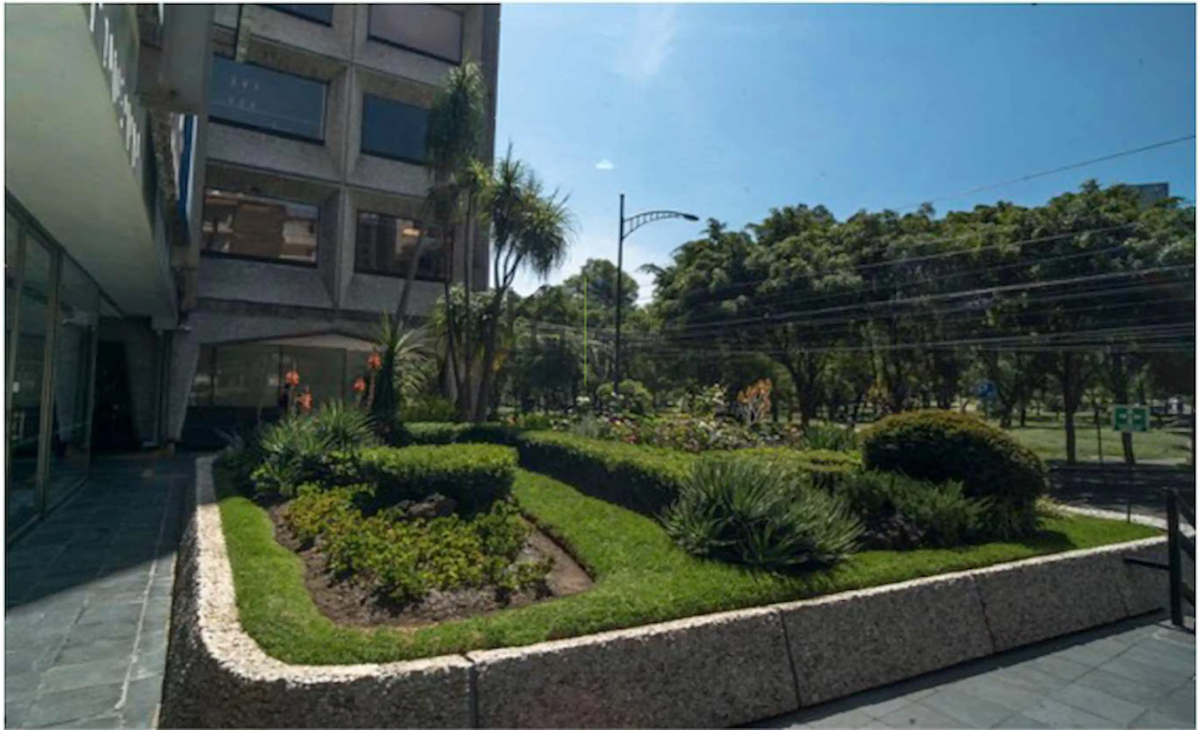 Campos Eliseos 385, Piso 8 Torre B