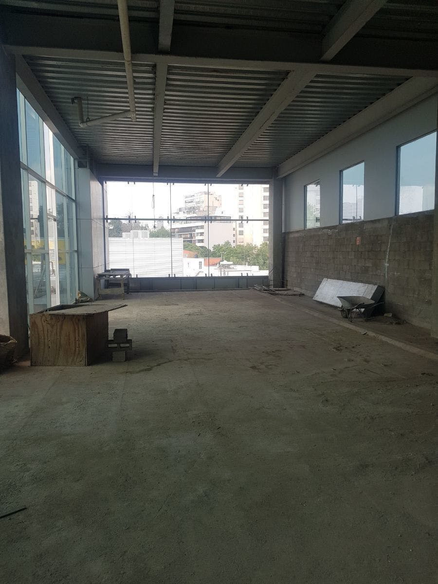 Local Comercial Spot2