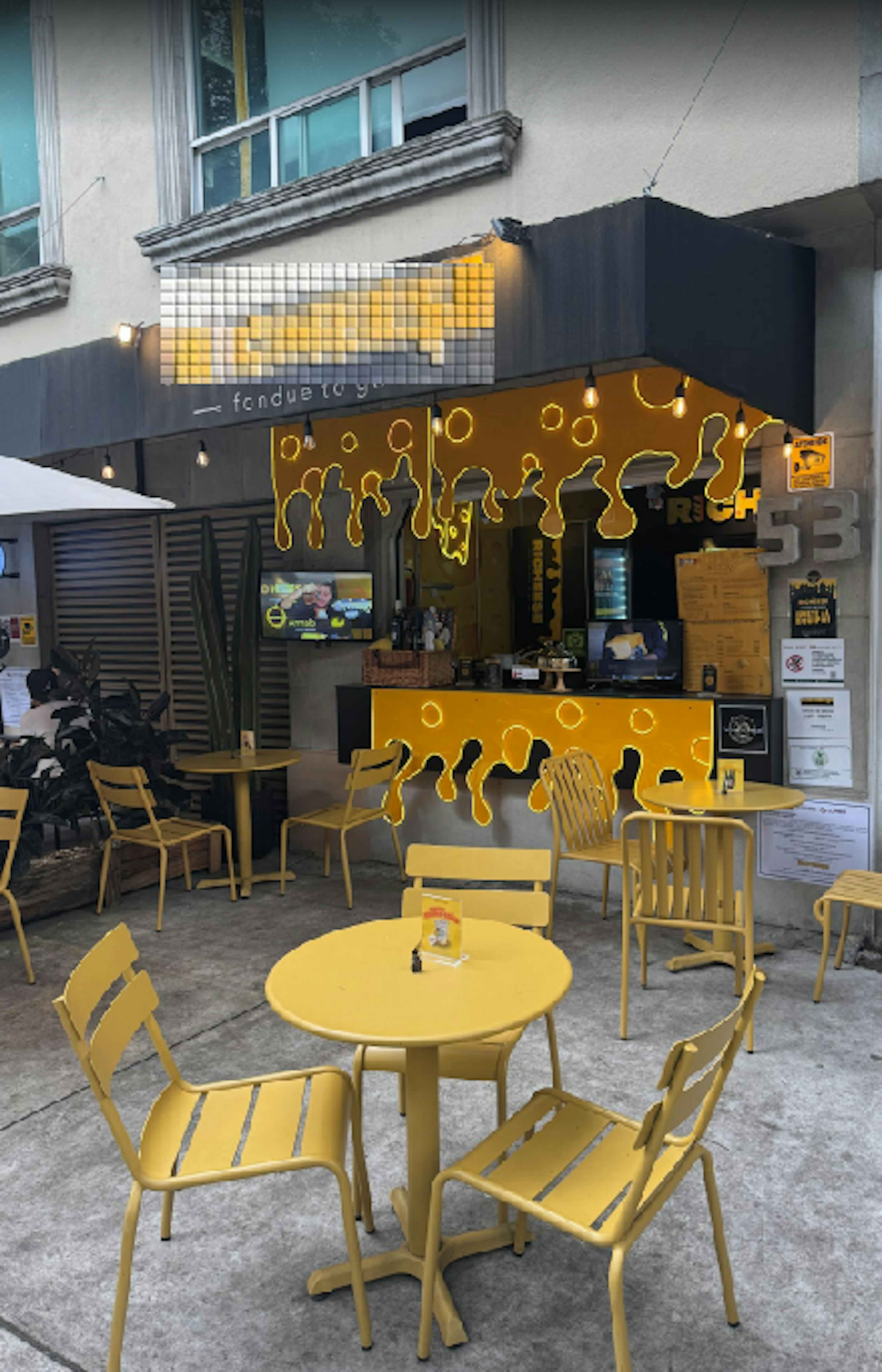 Avenida Isaac Newton 53