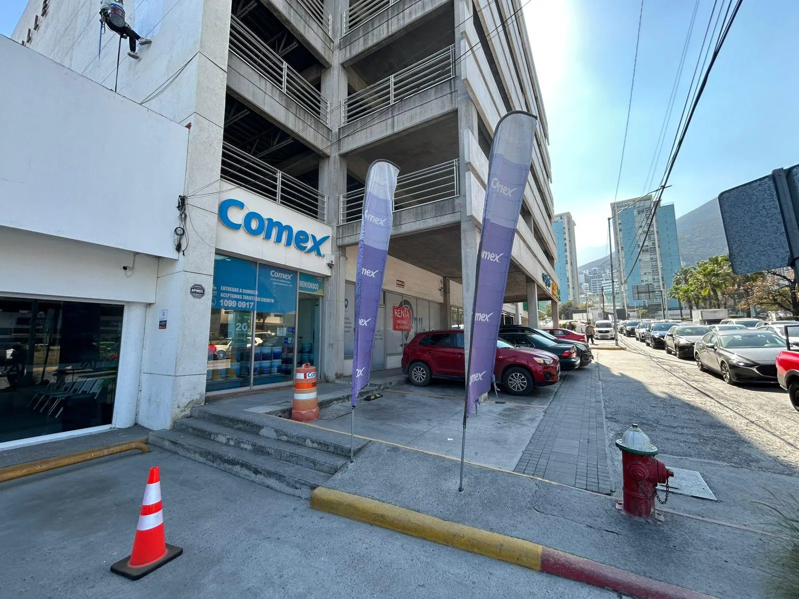 Local Comercial Spot2
