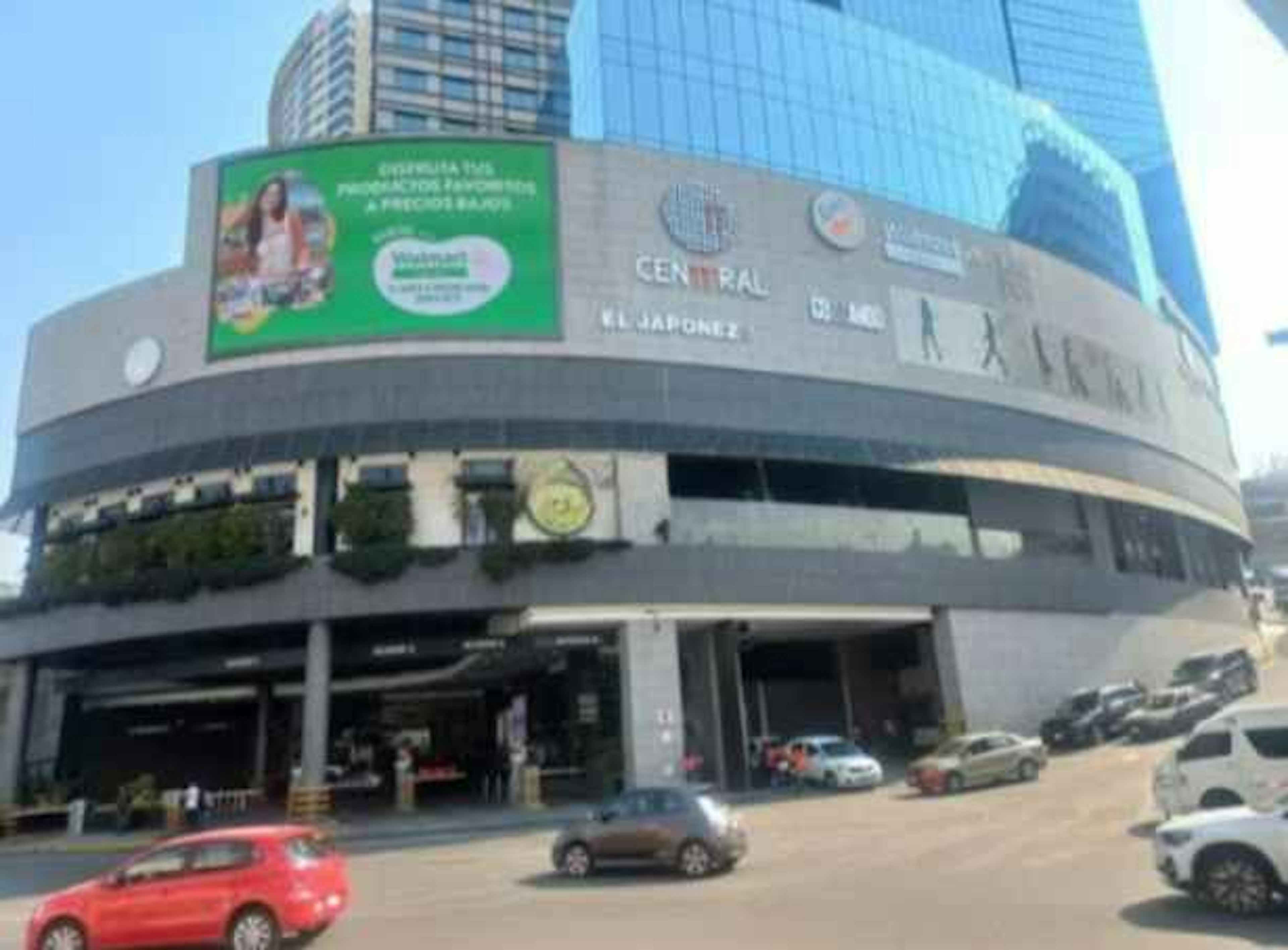 Boulevard Palmas Hills 1