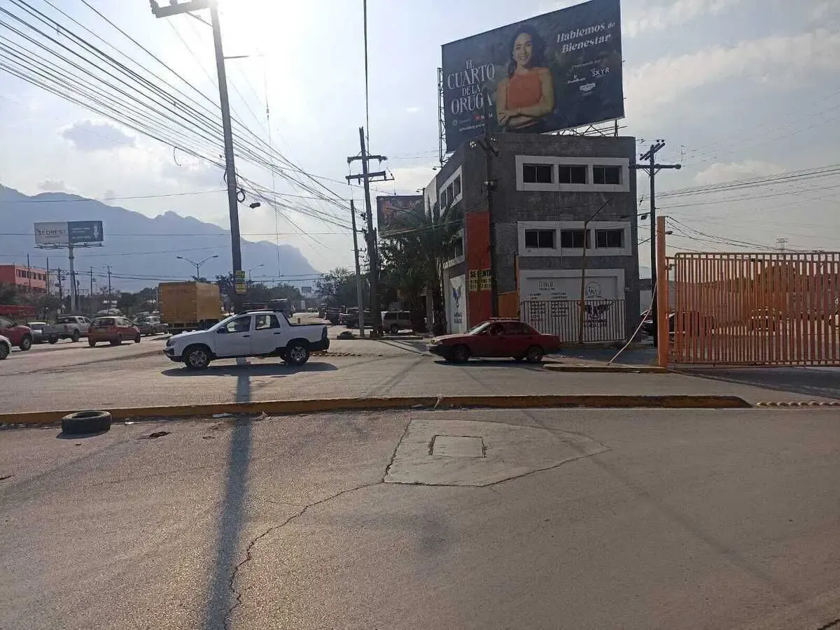 Local Comercial Spot2