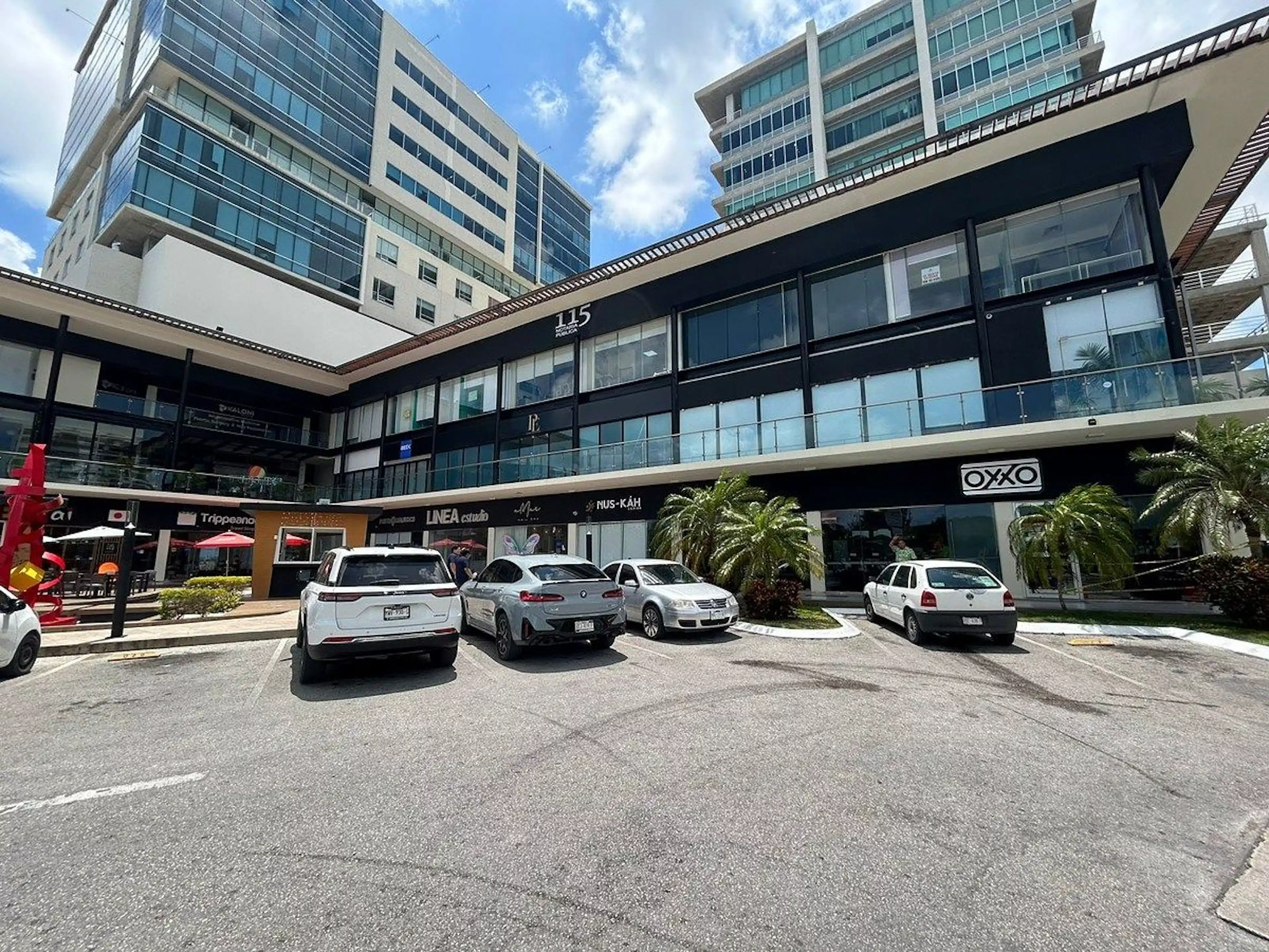 Avenida Sayil