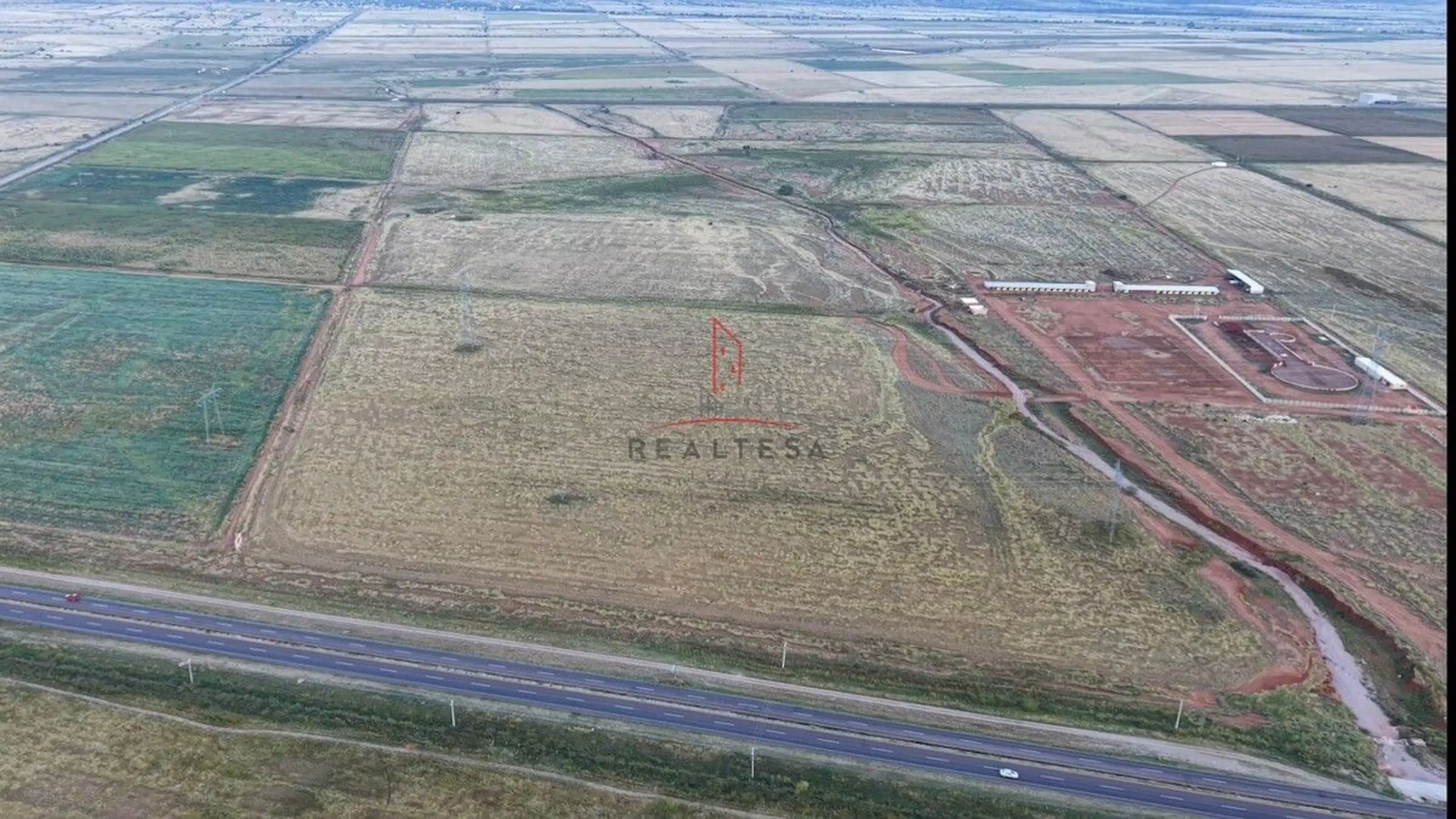 Terreno Venta El Charco Carretera Cuauhtémoc Chihuahua 5,600,000 Renanc R145