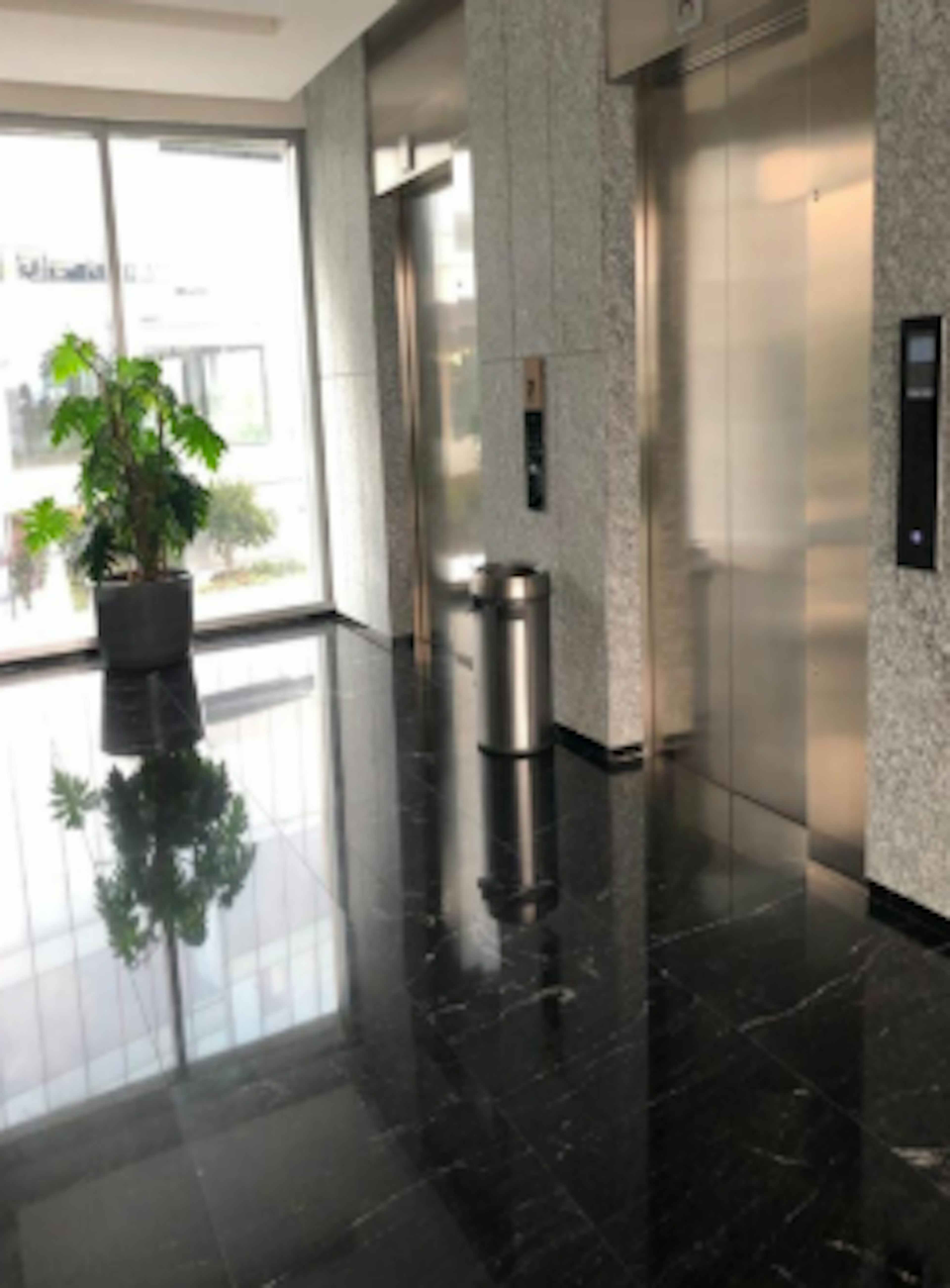 N7 - Ofic. 702 + Terraza