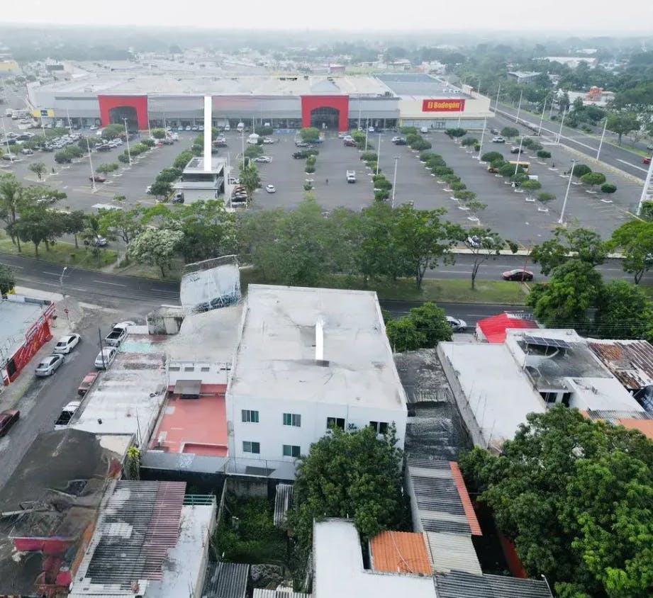 Local Comercial Spot2