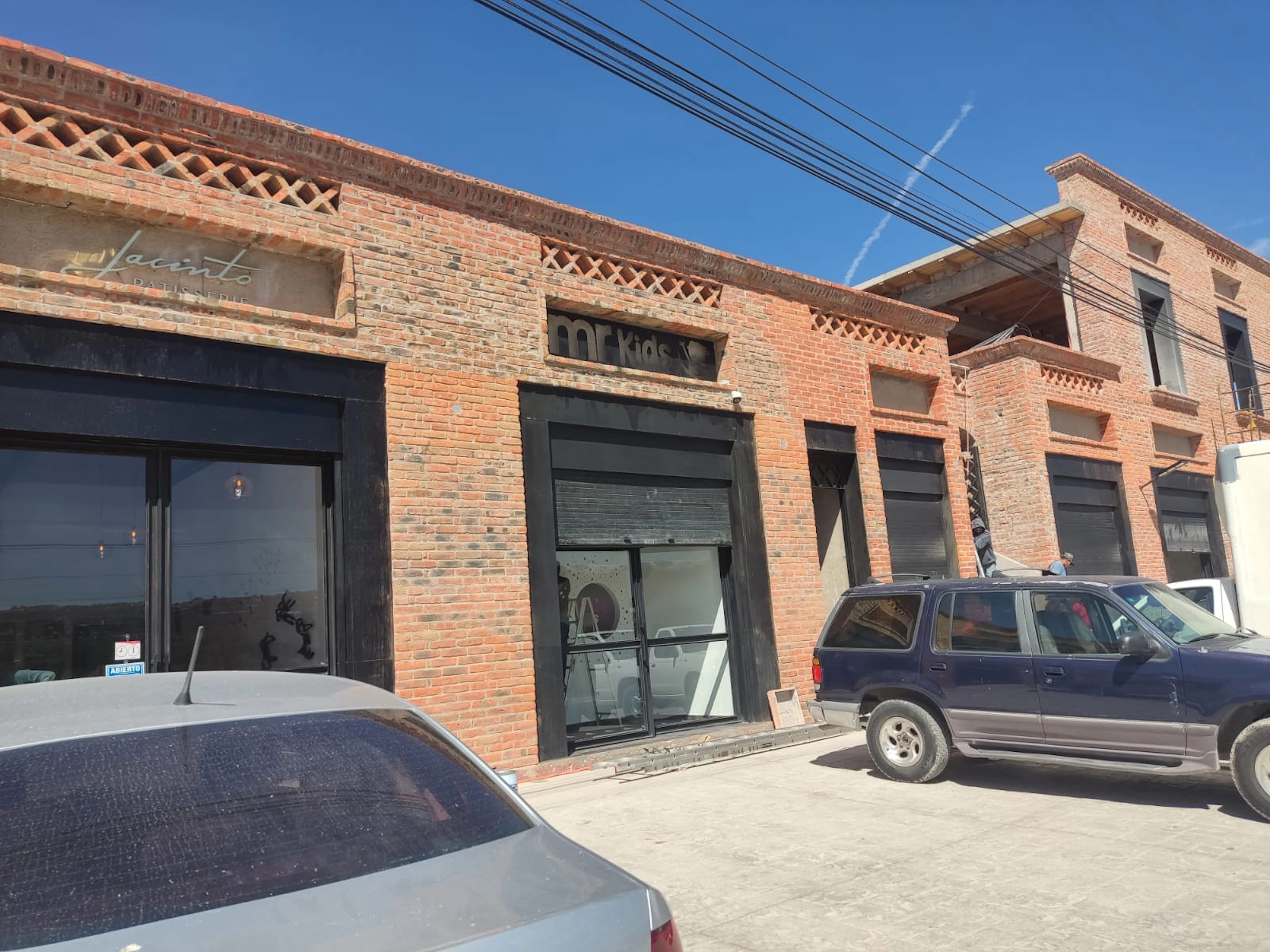 Local Comercial Spot2