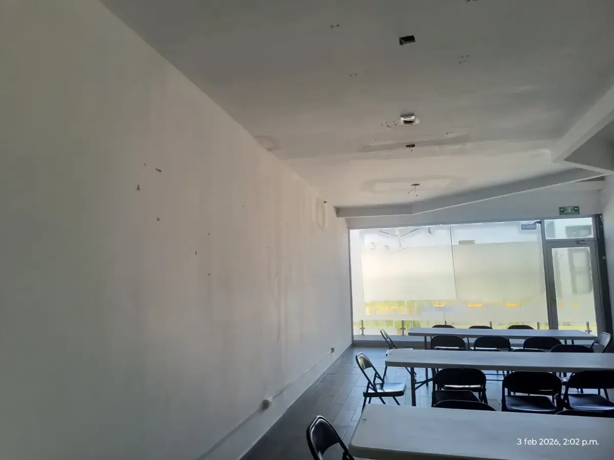 Local Comercial Spot2