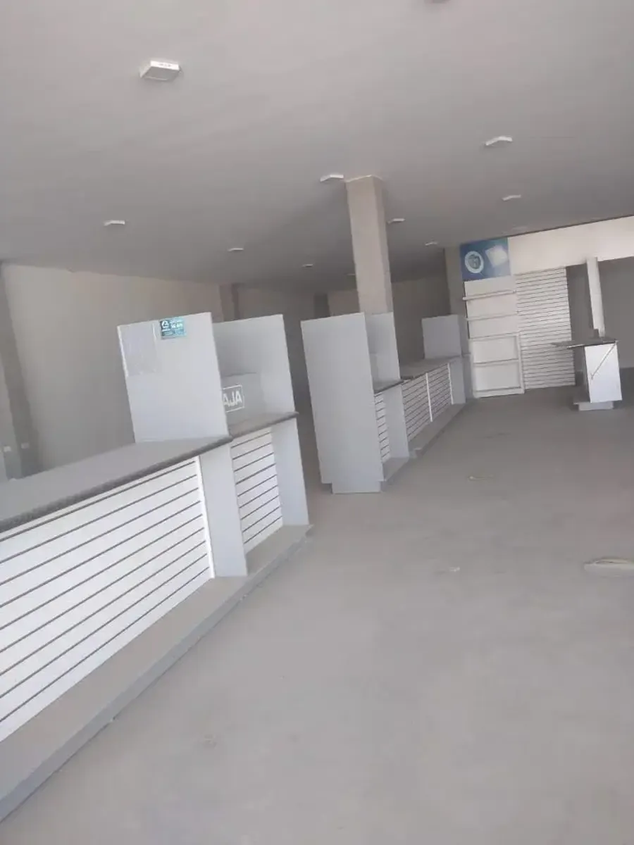 Local Comercial Spot2
