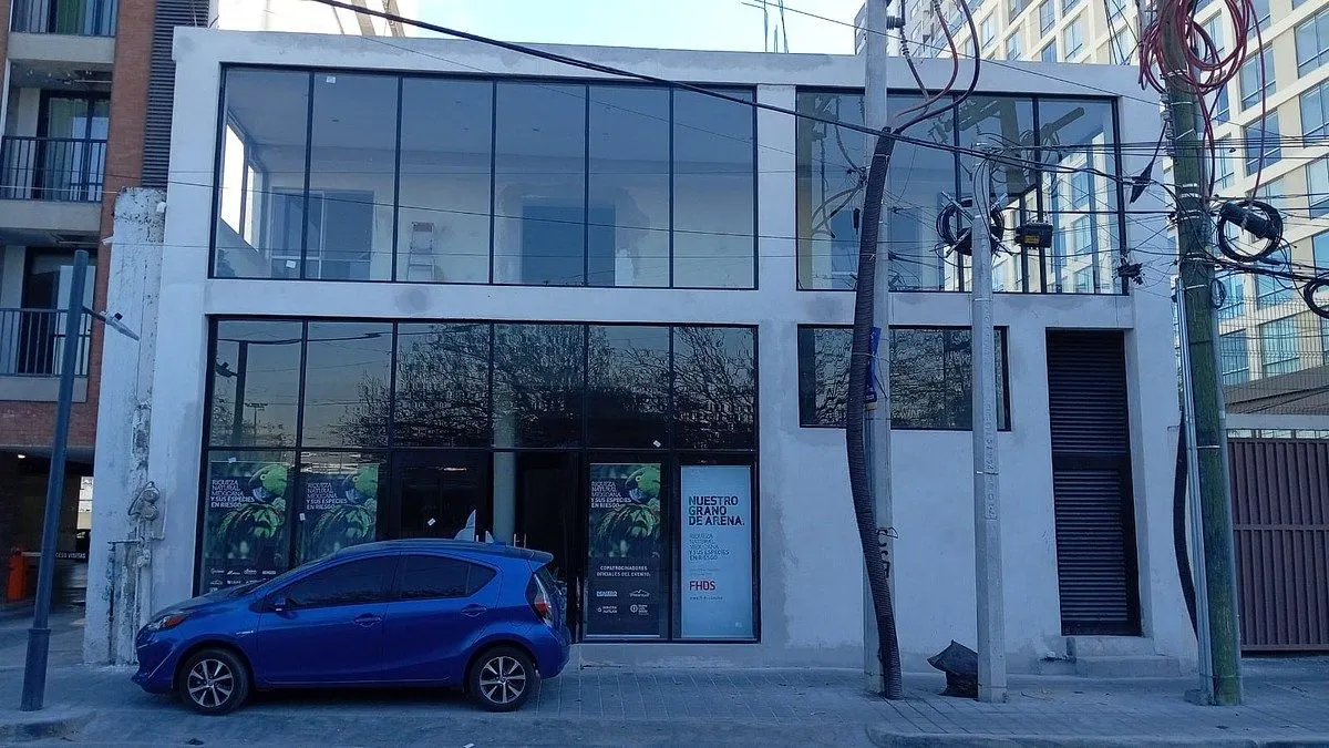 Local Comercial Spot2