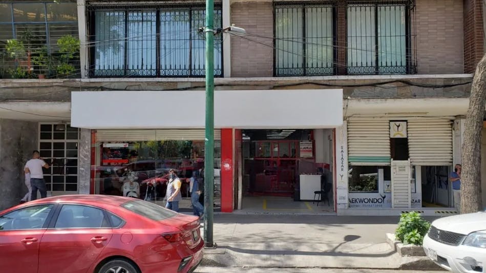 Local Comercial Spot2