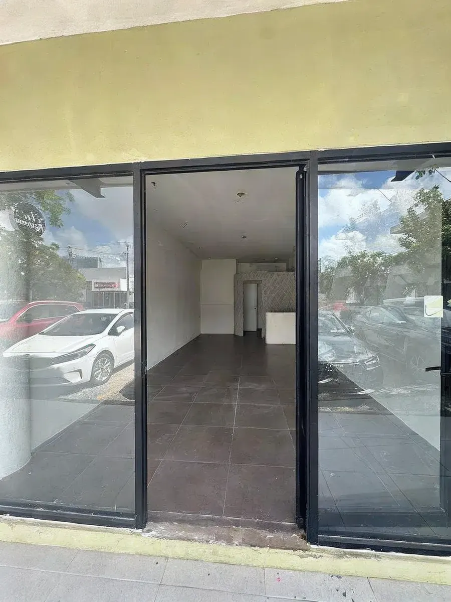 Local Comercial Spot2