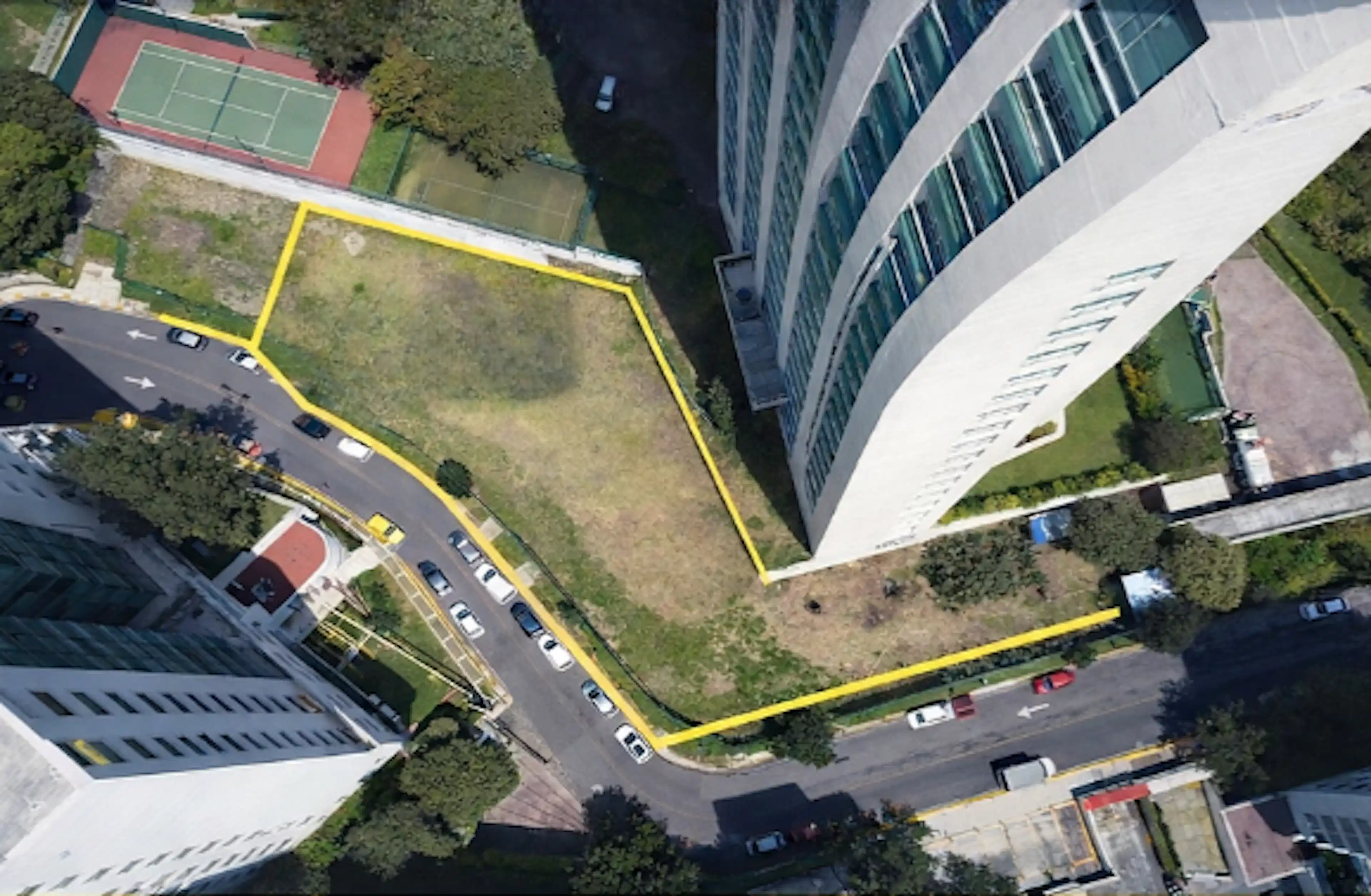 Terreno En Venta Sobre Hacienda De Las Golondrinas, Hacienda De Las Palmas