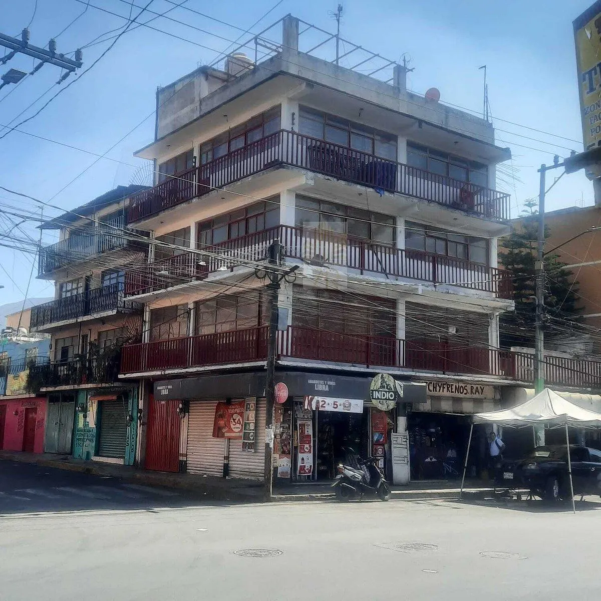 Local Comercial Spot2