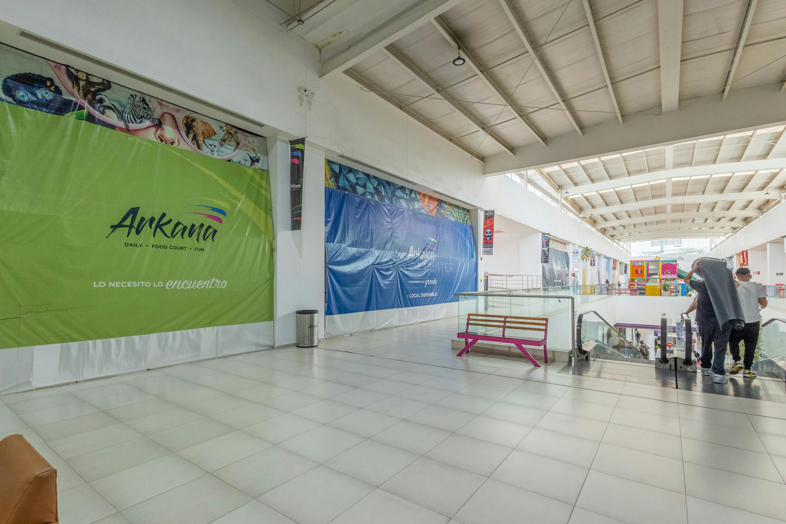 Local Comercial Spot2