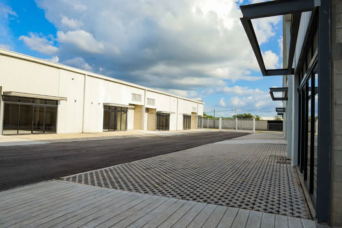 Industrial Spot2