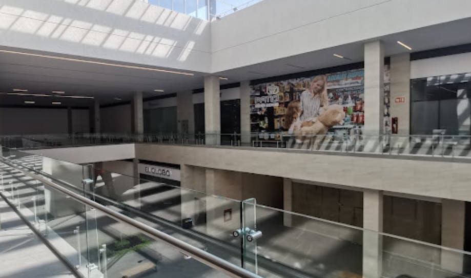 Local Comercial Spot2