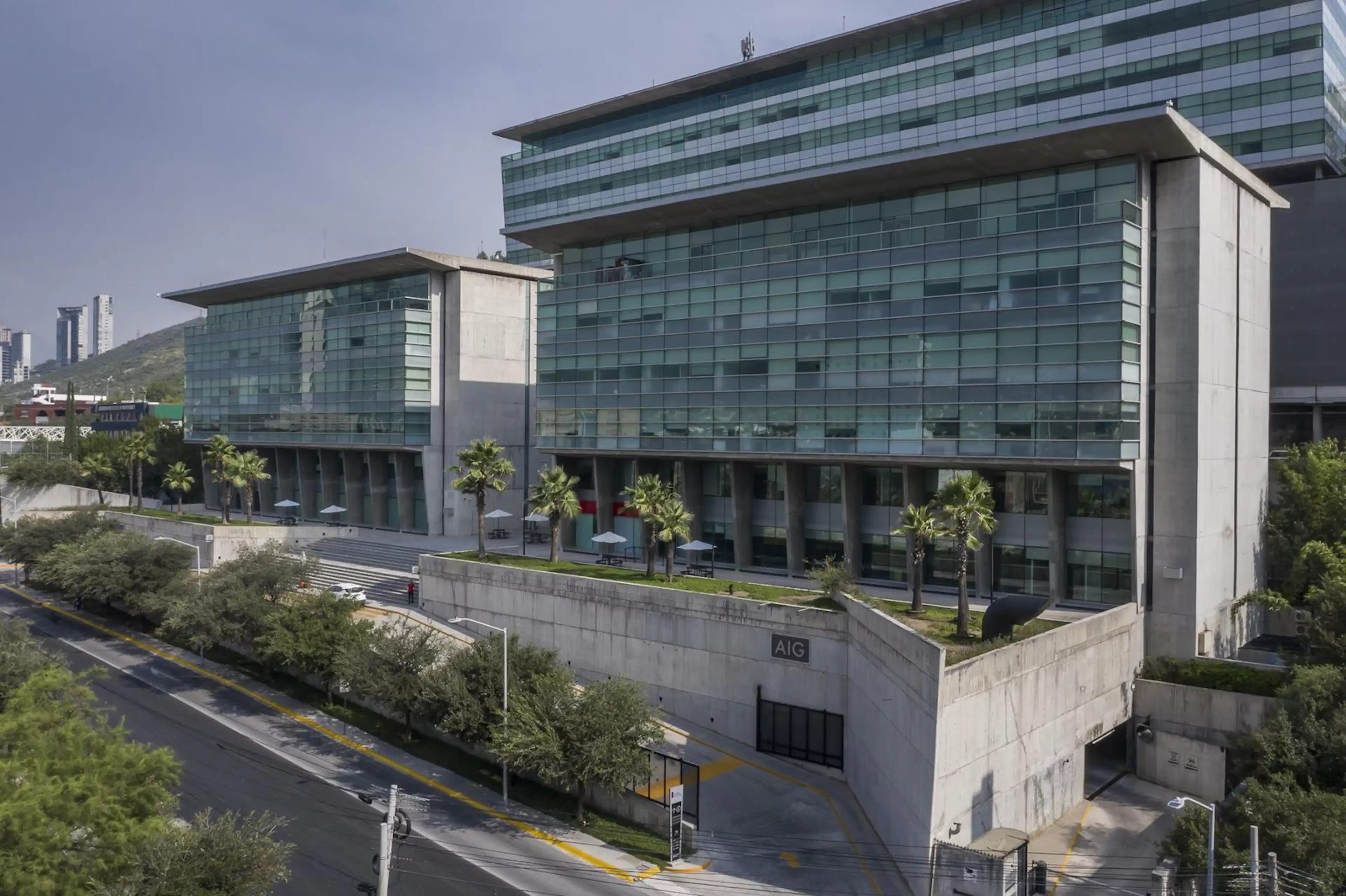 OFICINA EN RENTA VALLE ORIENTE S/N