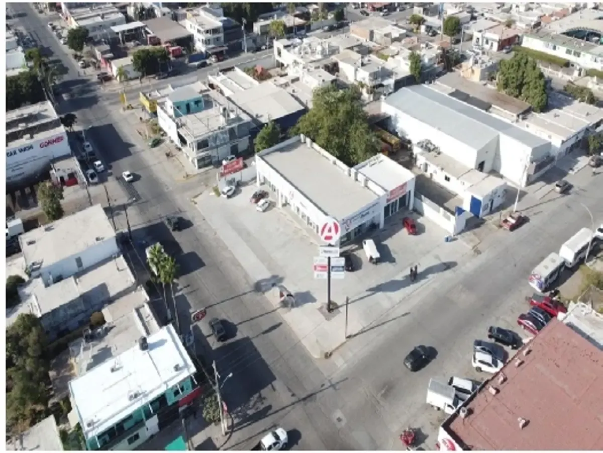 Local Comercial Spot2