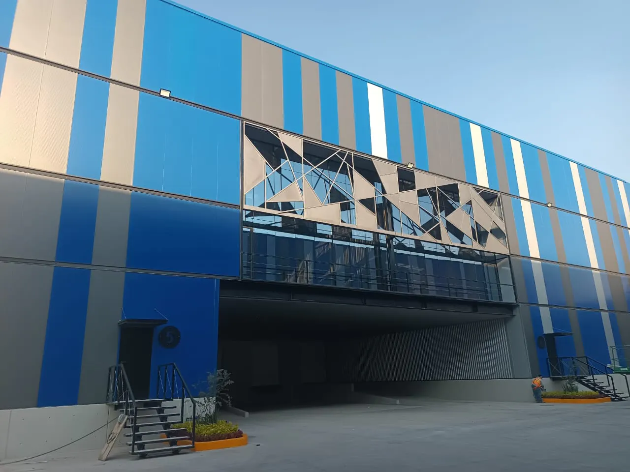 Industrial Spot2