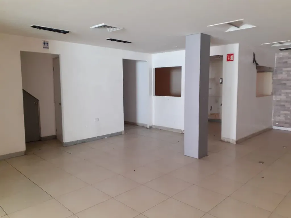 Local Comercial Spot2