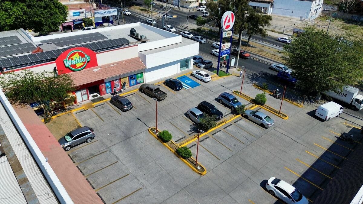 Local Comercial Spot2