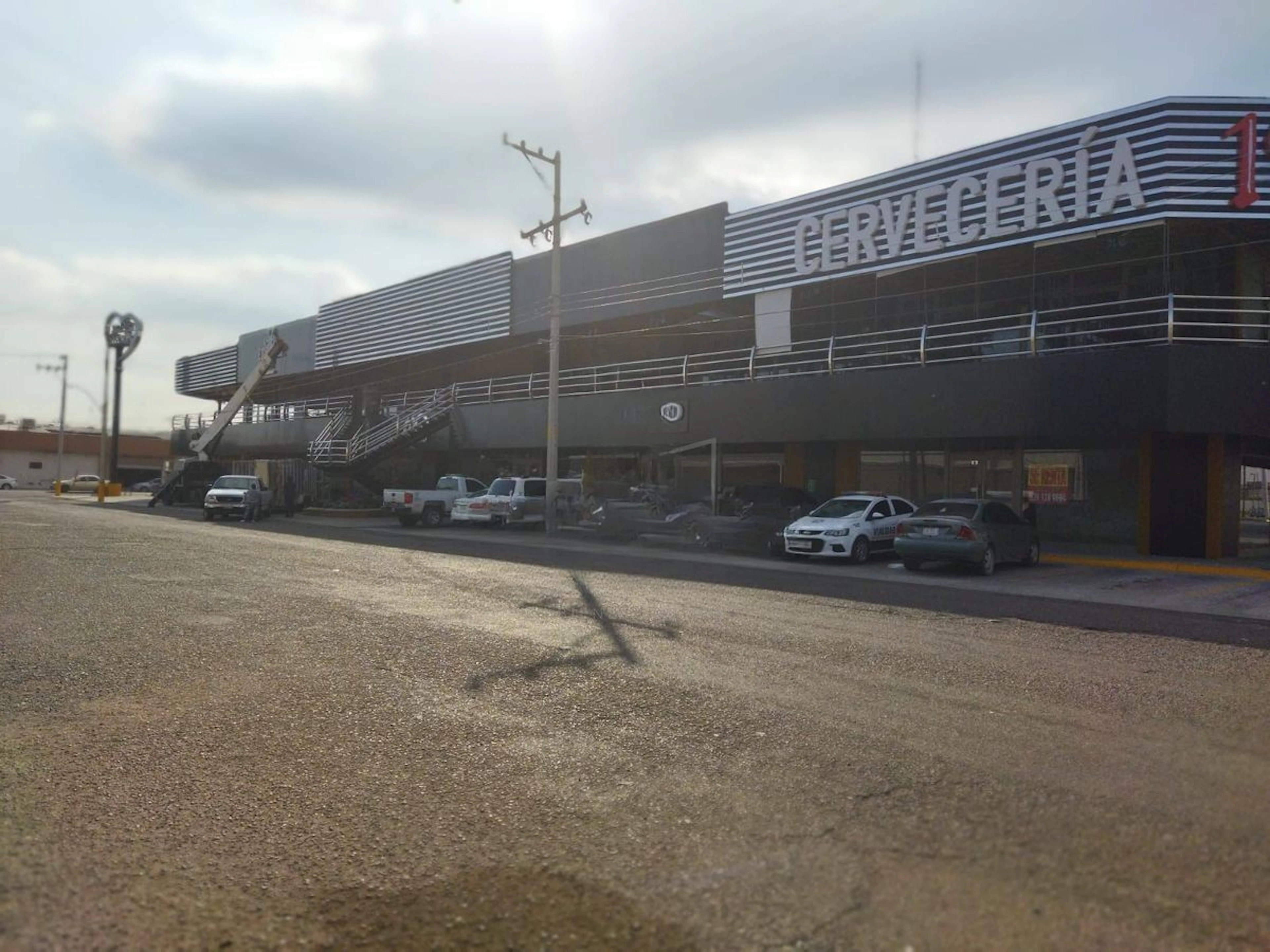 Local Comercial Spot2