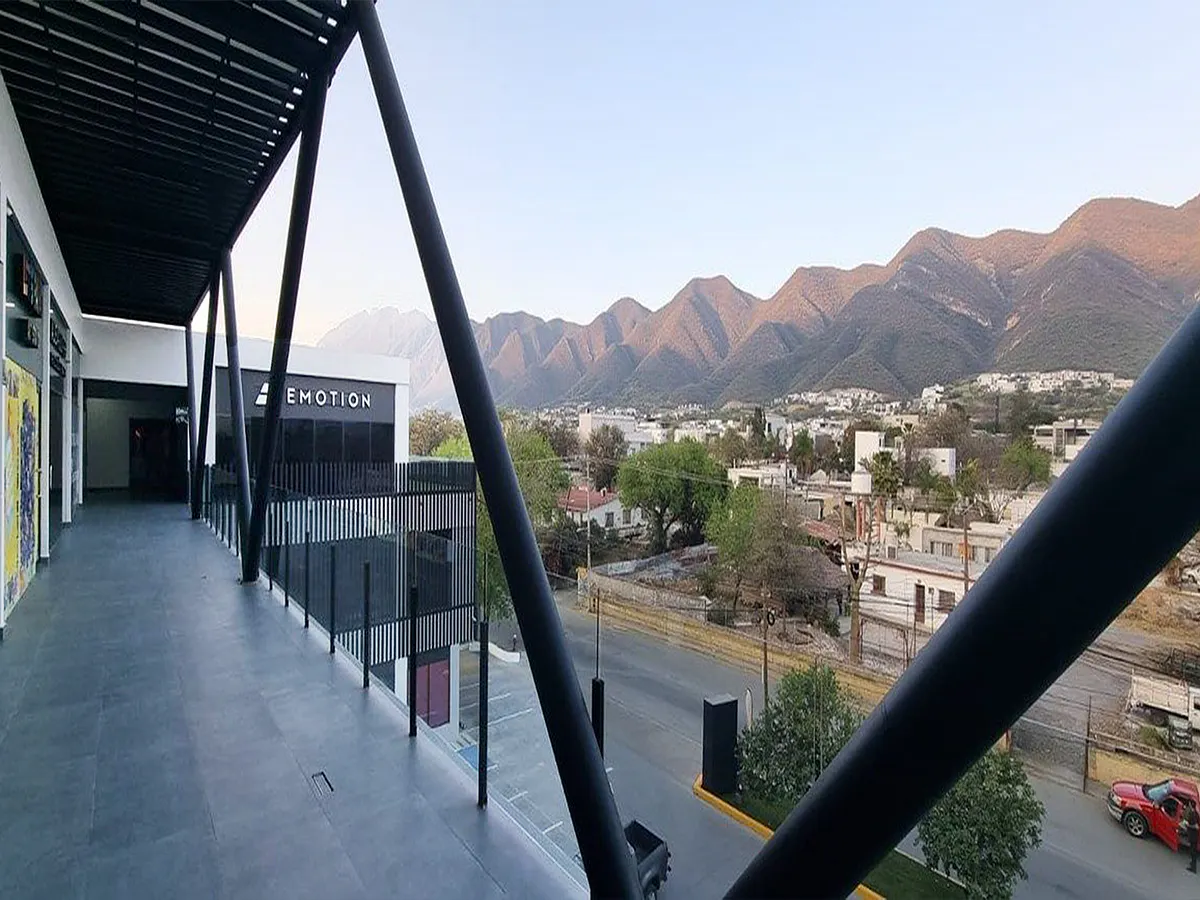 Local Comercial Spot2