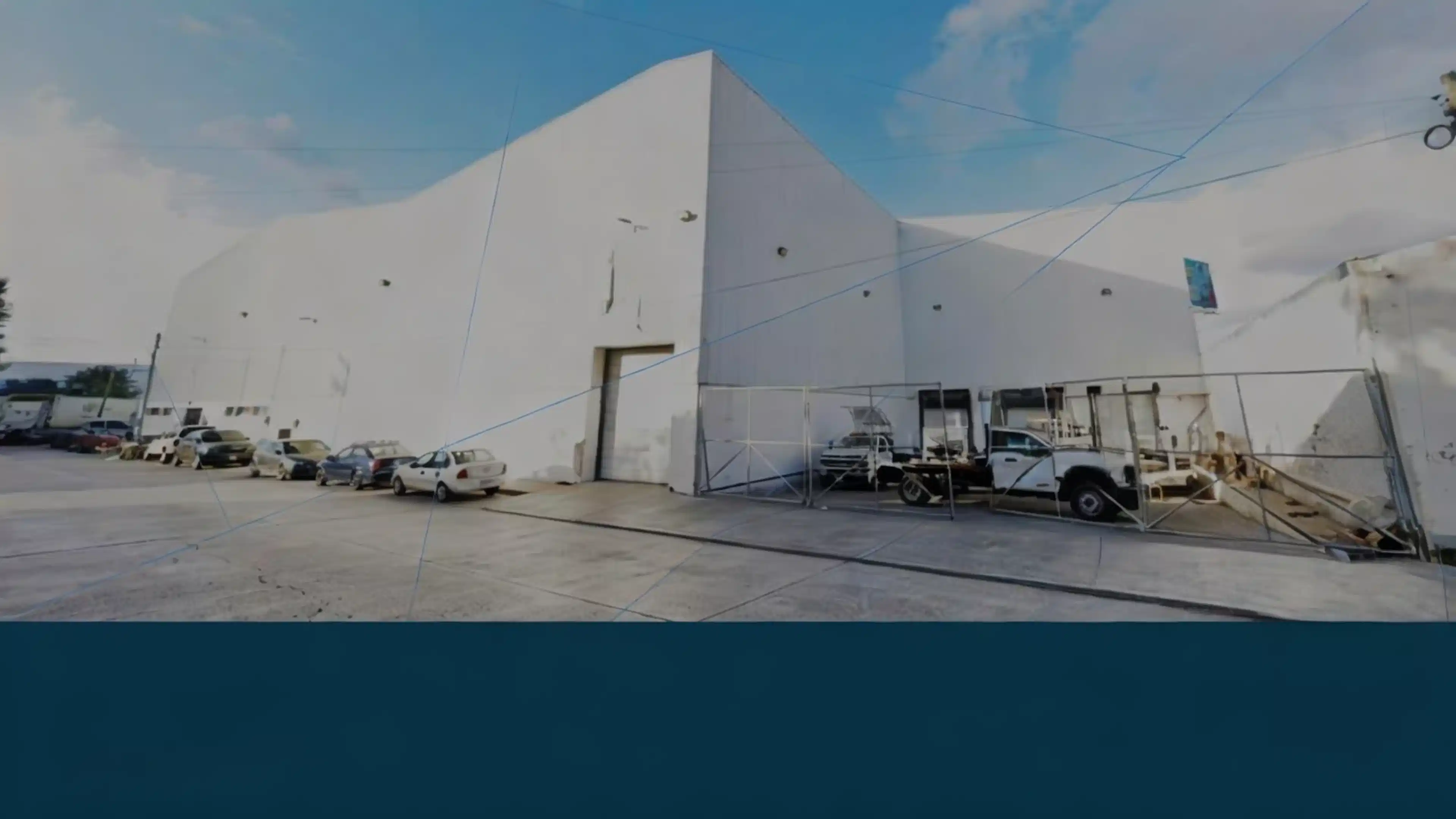 Bodega comercial EN VENTA por PLAZA SENDERO