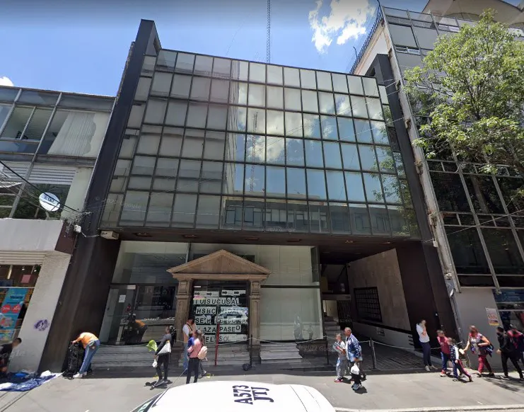 Local Comercial Spot2