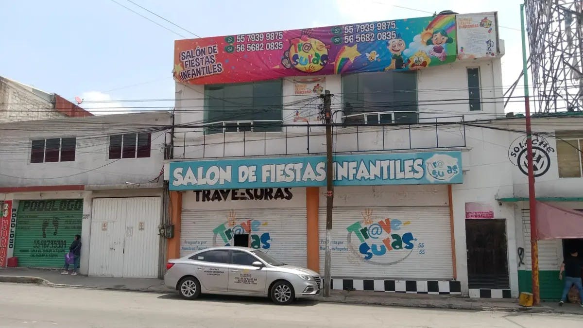 Local Comercial Spot2