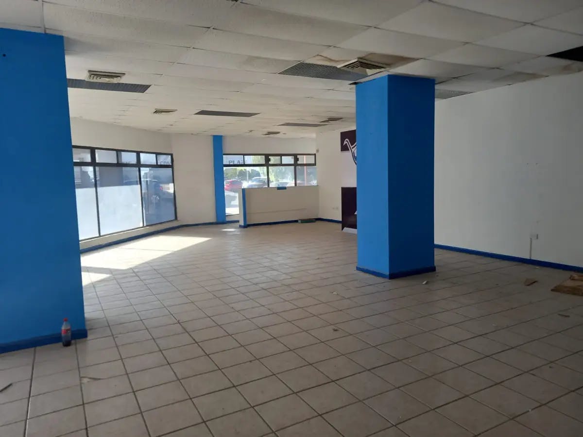 Local Comercial Spot2