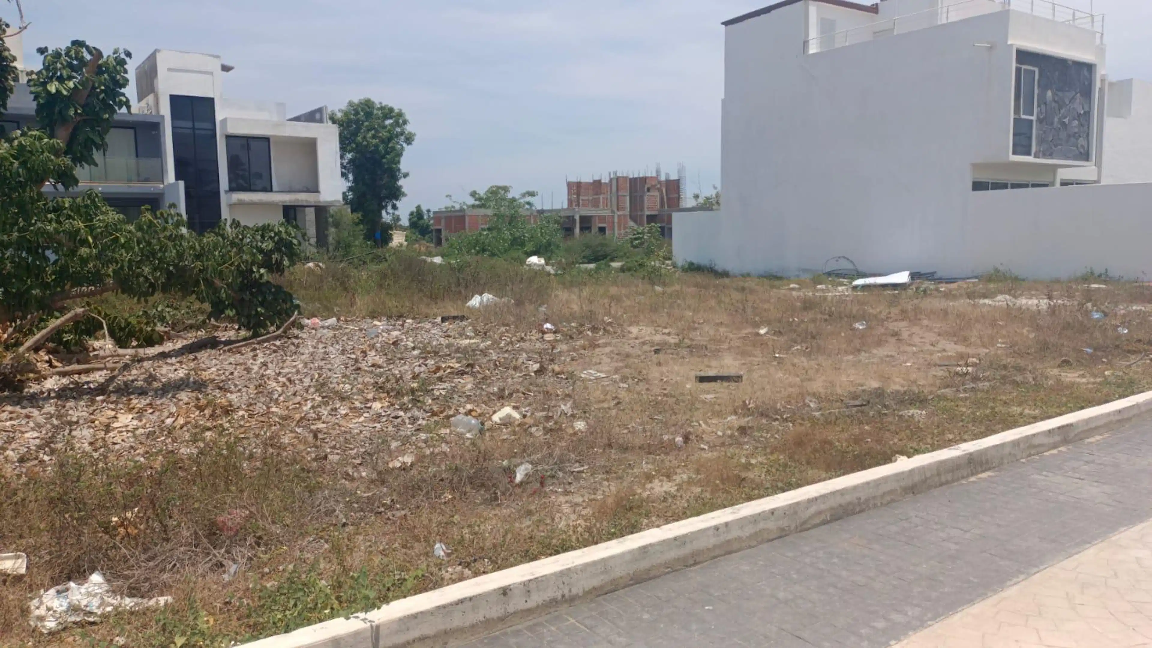 terreno con doble acceso  diamante venta residencial diamante