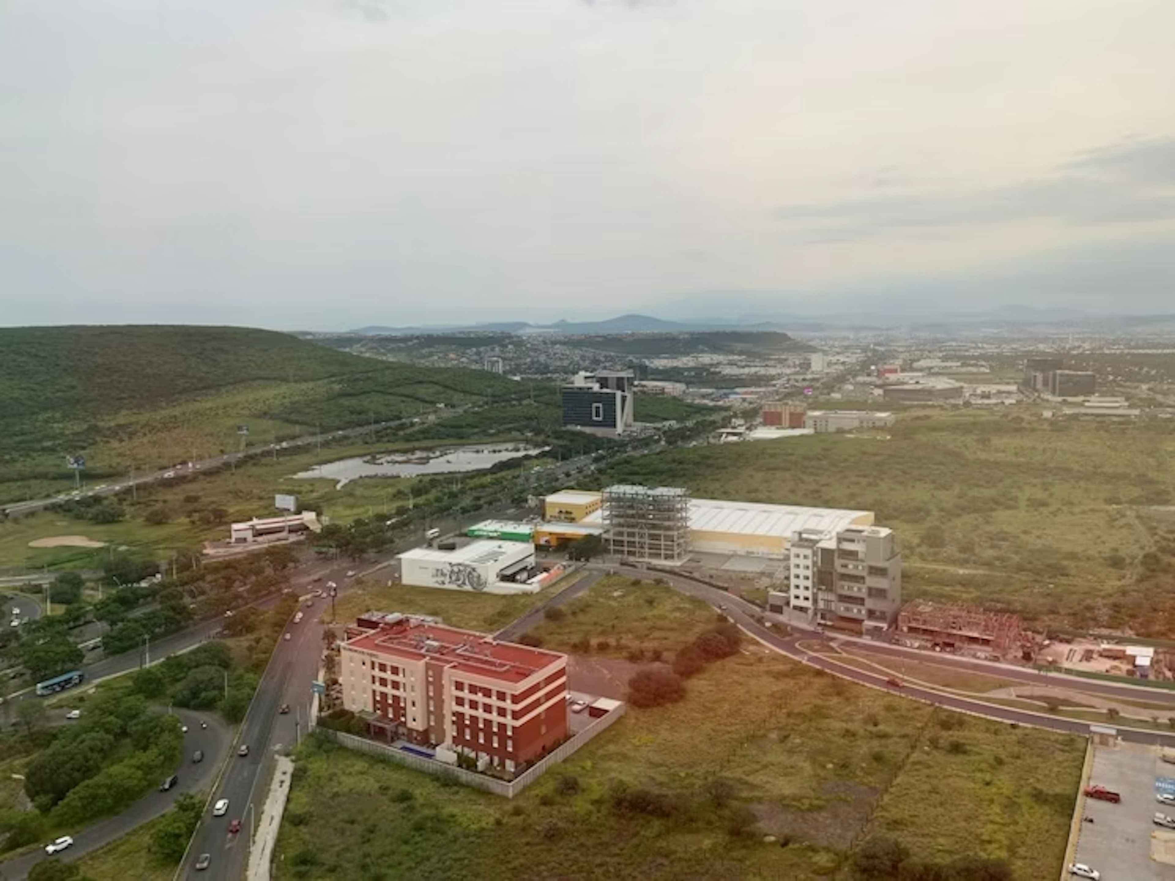 Av. De Las Ciencias 2058