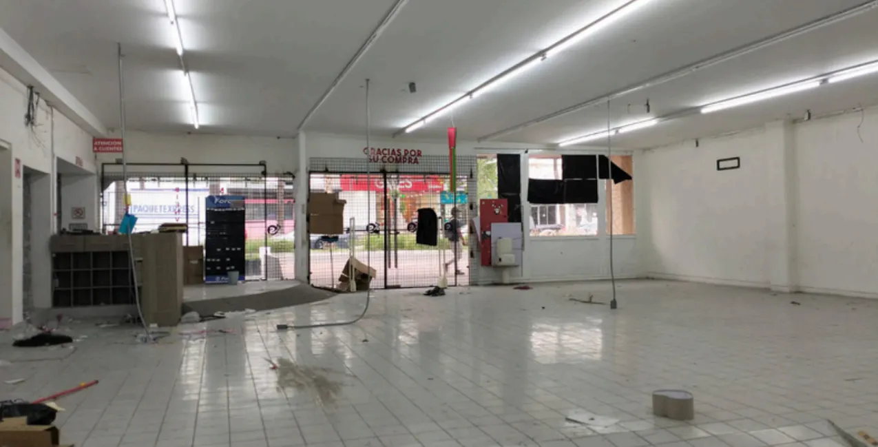 Local Comercial Spot2