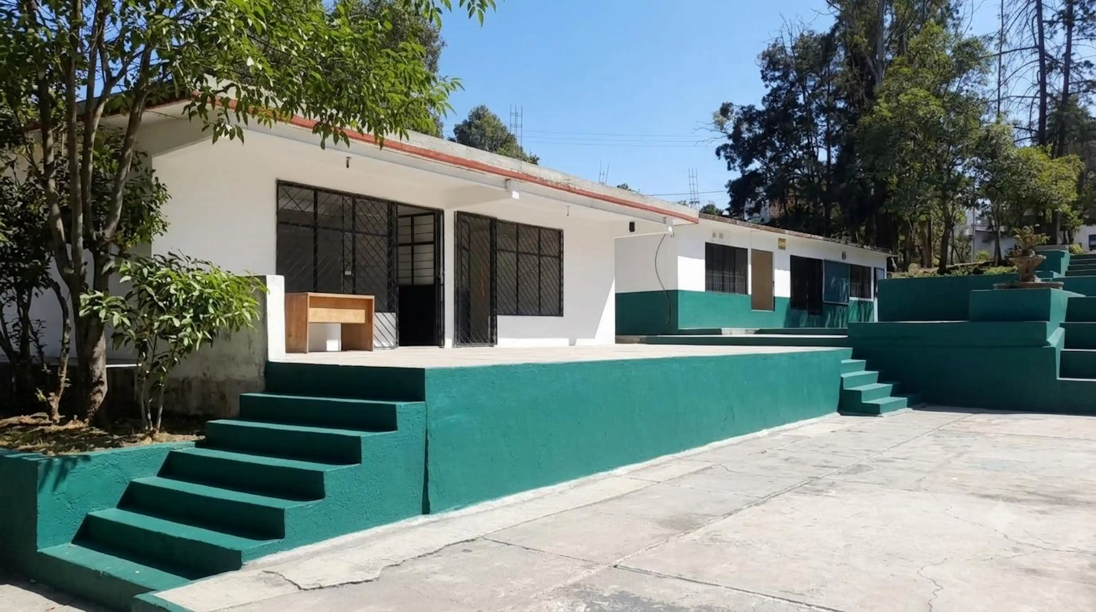 Calle Enrique Rebsamen, En La Zona Centro De Coacalco S/N
