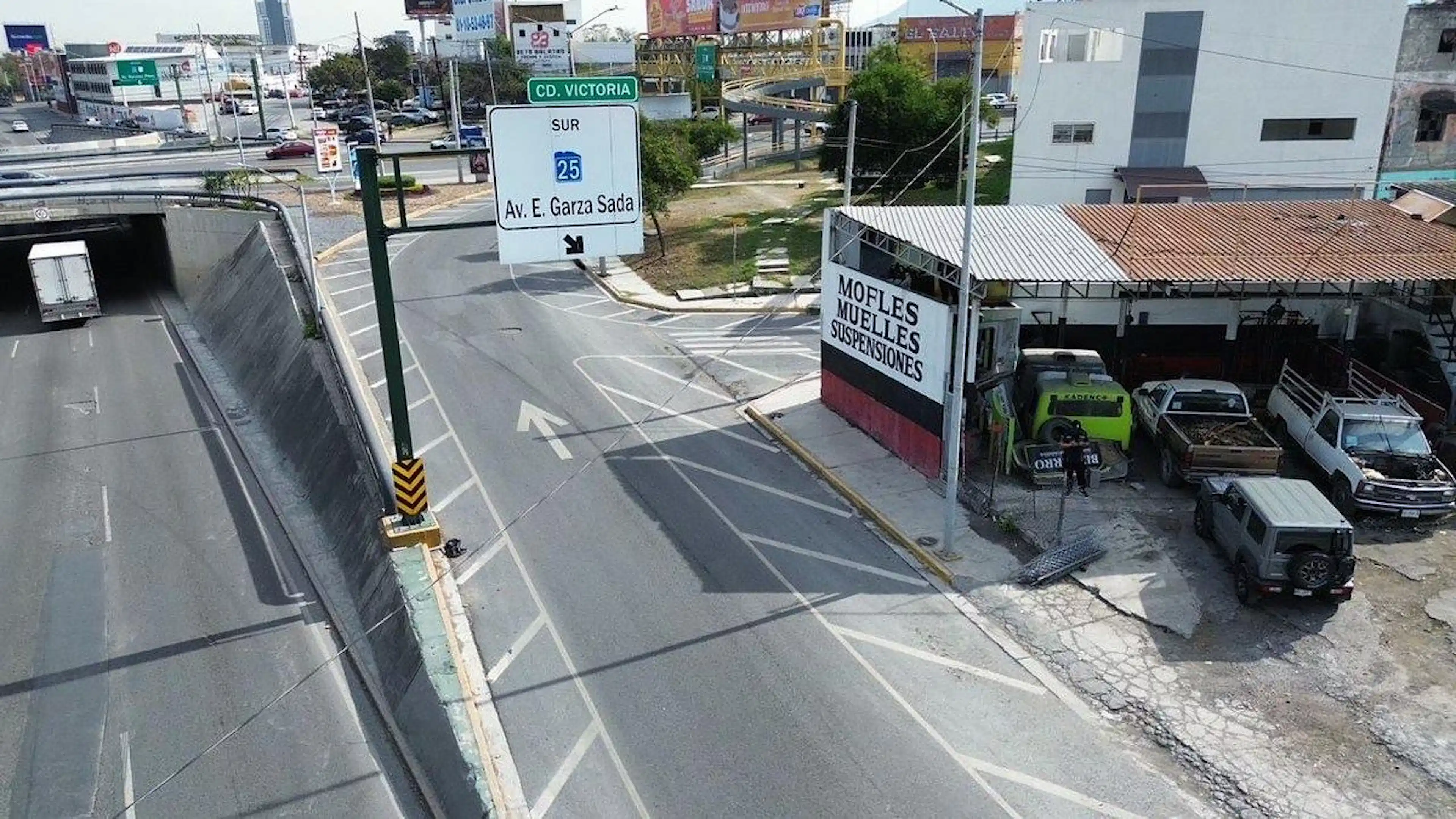 Terreno Comercial En Morones Prieto Casi Con Garza Sada