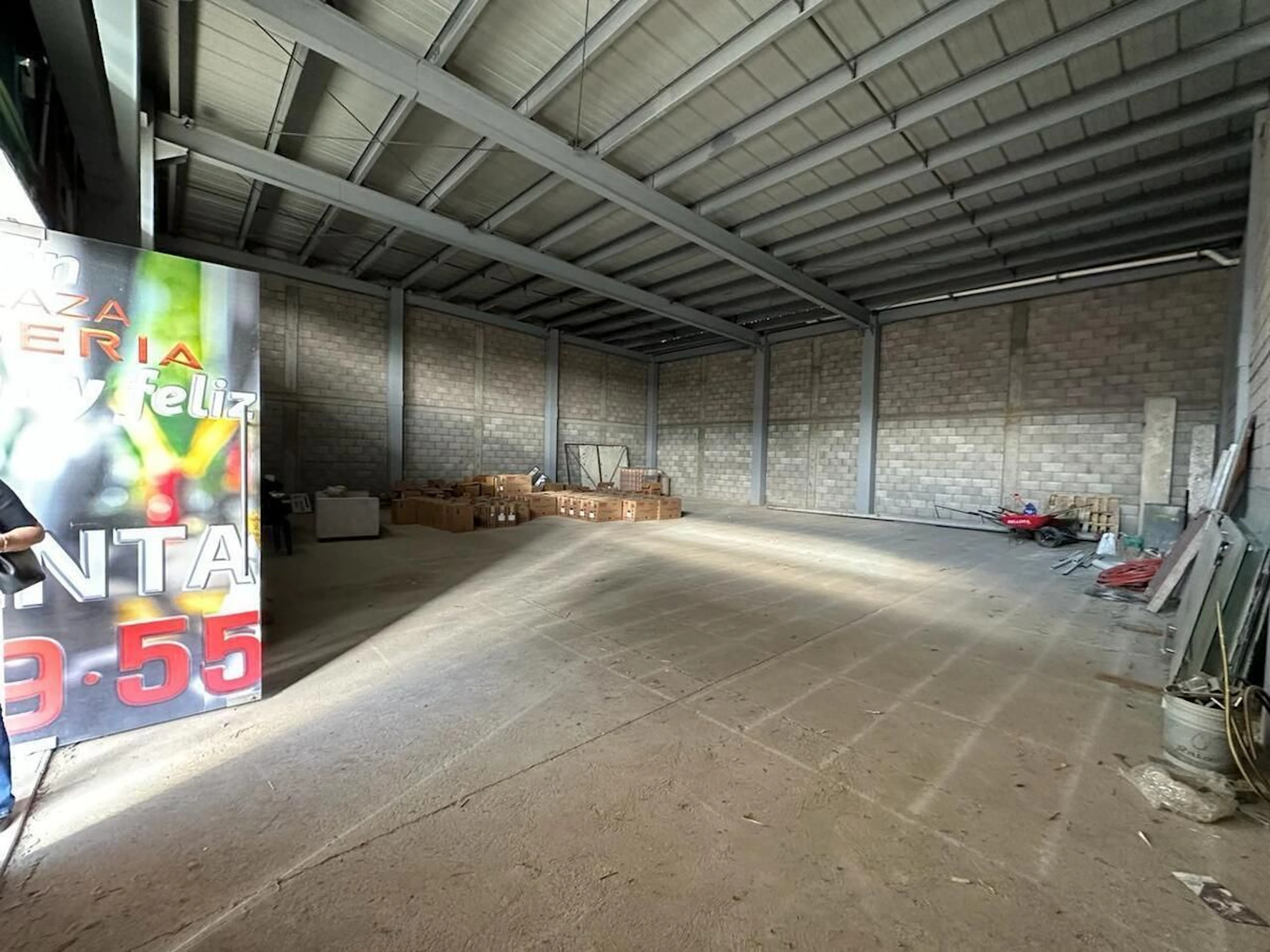 Local Comercial Spot2