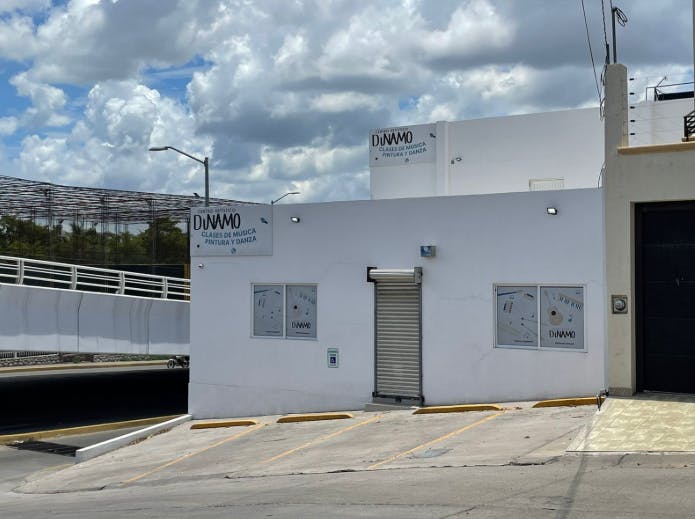 Local Comercial Spot2