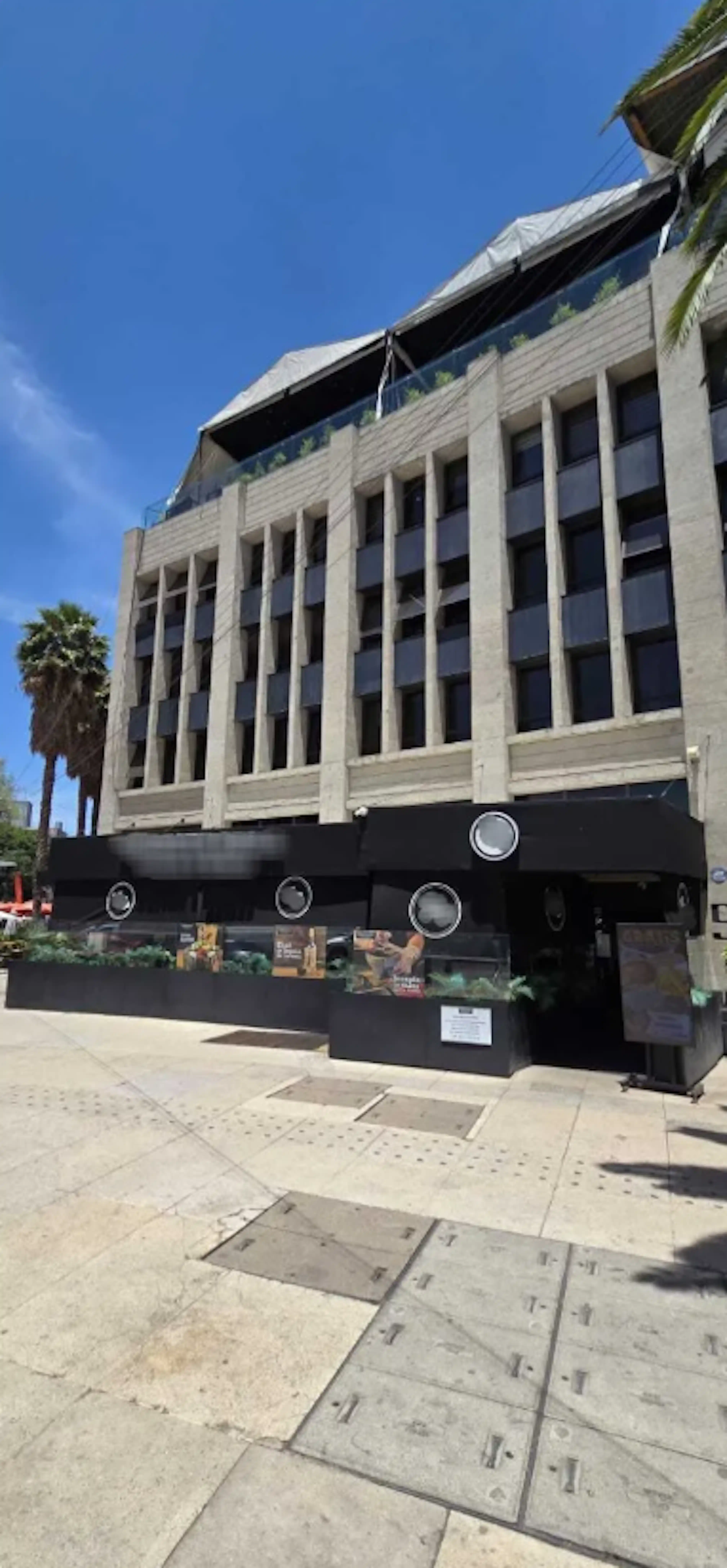 Avenida De La República