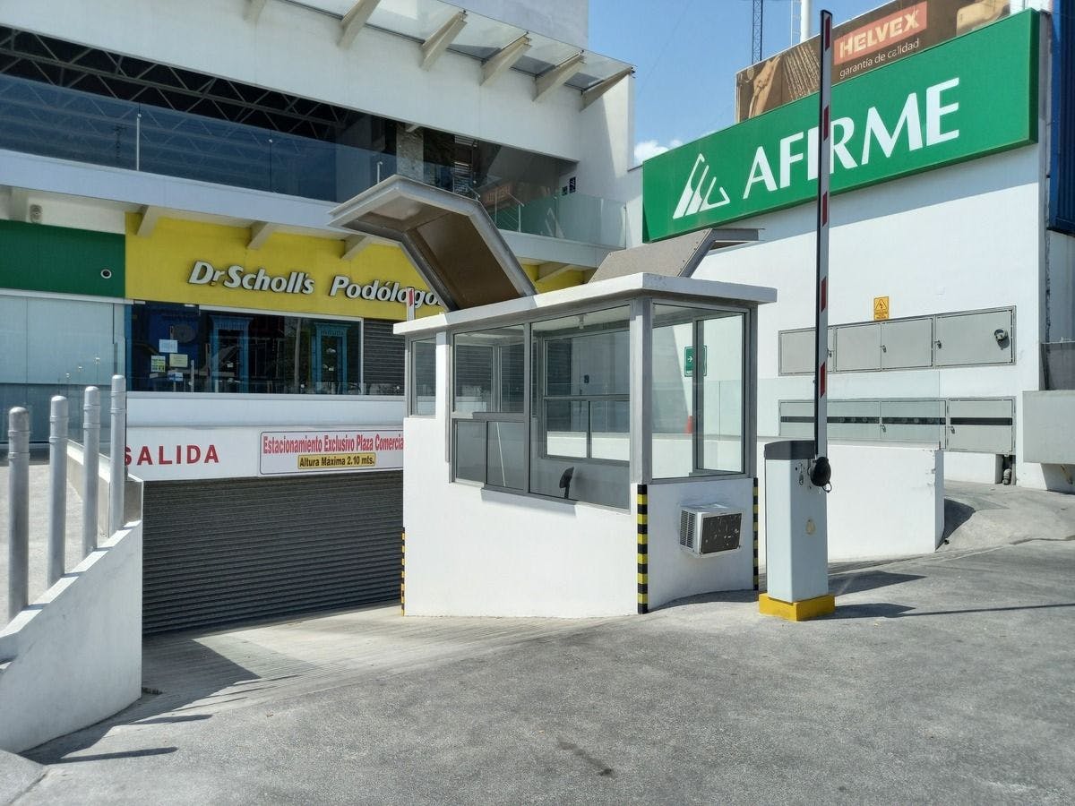 Local Comercial Spot2