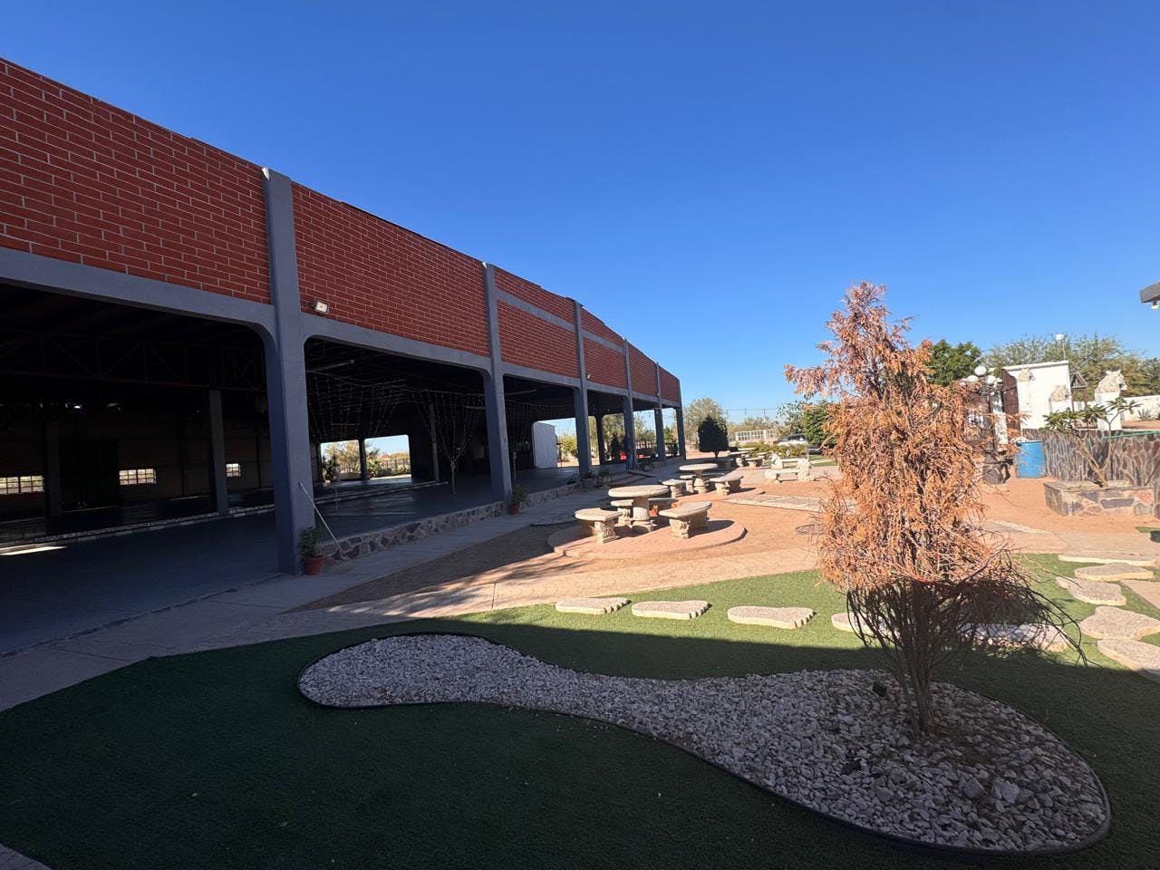 Local Comercial Spot2