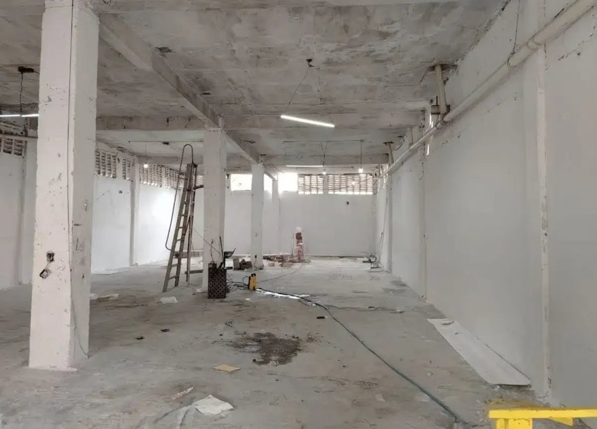 Local Comercial Spot2