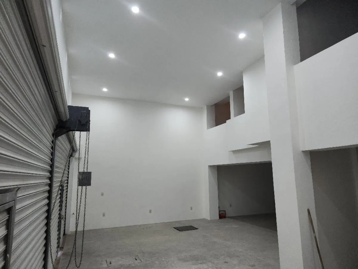 Local Comercial Spot2