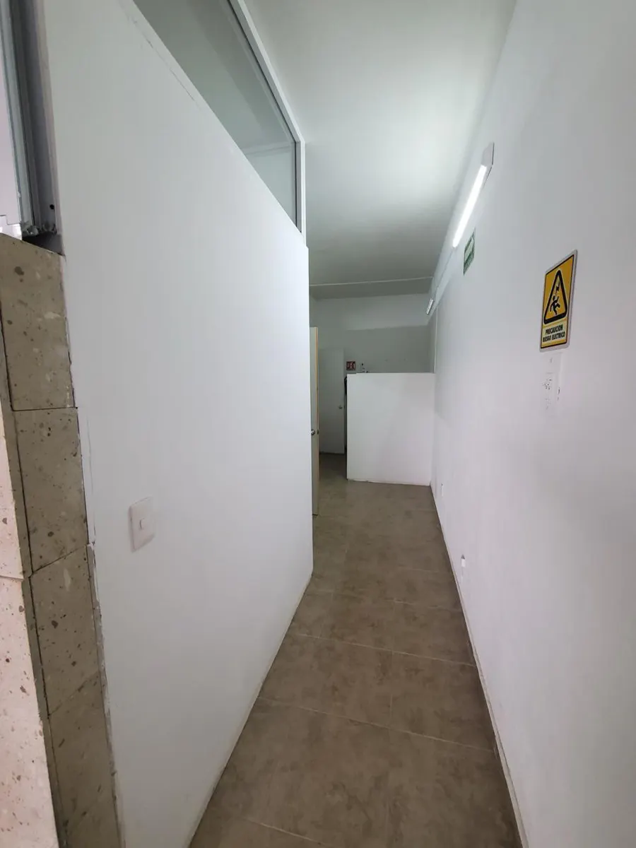 Local Comercial Spot2
